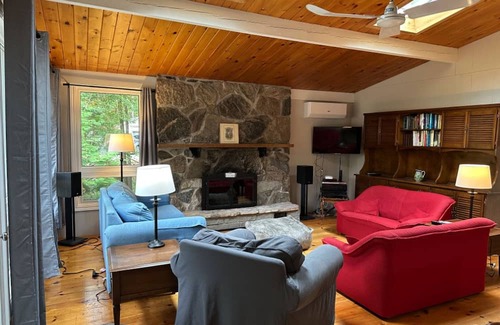 Saugeen Shores Cottage | Gobles Grove - Three Bedroom, 1 Bathroom Bungalow