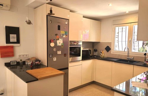 Els Poblets Ski Chalet | Villa AY CARAMBA in Els Poblets 950m from the beach