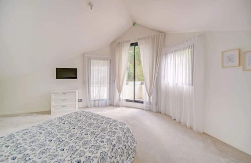 Saint-Nom-la-Breteche Villa | Magnifique Villa au Calme à 30min de Paris