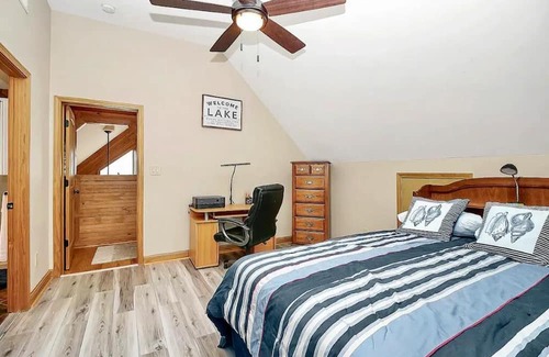 Huntersville Cabin | Mountain Island Lake Cabin
