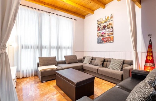 El Guinardo Apartment | SPACIOUS EIXAMPLE OASIS WIFI/AC LARGE TERRACE 6PP By MyRentalHost