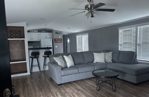 Kerrville House | Cozy Kerrville home