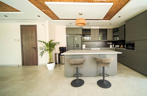 Al Barsha 1 Villa | Private villa with pool