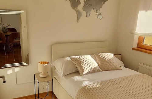 Zagreb Apartment | Take a break and unwind at this peaceful oasis.