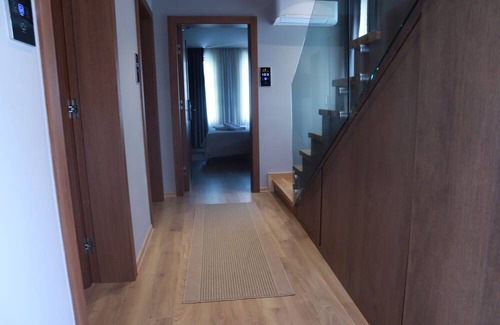 Korce Hotel | Hani i Gjelit Hotel Korce