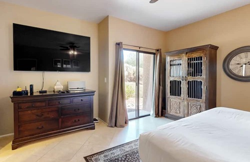 Encanto Canyon Condo | SABINO CANYON GEM, POOL, SPA, PICKLEBALL, 0.6 MI TO SABINO CANYON RECREATION