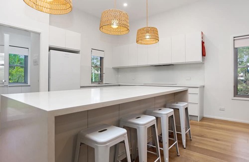 Hawks Nest House | Russell Street Retreat