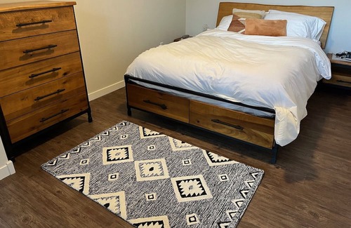 Anaconda Apartment | Parks Place Flat Wonderful remodeled apartment in downtown Anaconda!