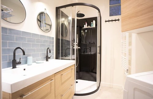 Republique–Point-du-Jour Apartment | Nice 53 m² near city center