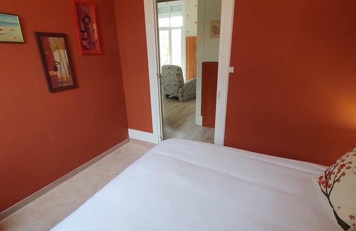 Saint-Honore-les-Bains Bed & Breakfast | Suite de 35m2 Petit Déjeuner Compris à Saint Honoré les Bains