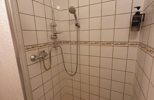 Saint-Honore-les-Bains Bed & Breakfast | Suite de 35m2 Petit Déjeuner Compris à Saint Honoré les Bains