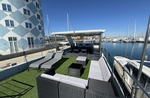 Marina di Ravenna Boat Rental | Houseboat, Marina di ravenna, Marinara, Cervia, yachts, suit, casa galleggiante