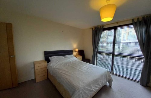 Dublin Apartment | Remarkable 2 -Bed Apartment in Dublin