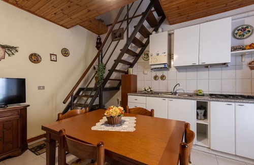 Sassofortino House | Wonderful villa for 4 people with TV, patio and pets allowed
