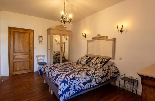 Eyzerac Cottage | Gite Eyzerac, 2 bedrooms, 4 persons