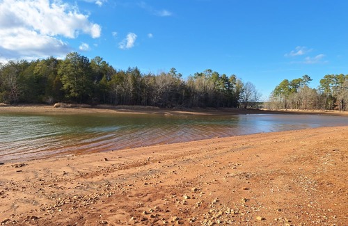McCormick Bed & Breakfast | McCormick SC, Wanderlust; state parks, trails, public boat ramps, golf, nature
