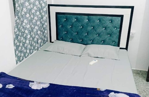 Varanasi House | Shree KB Guest House Varanasi