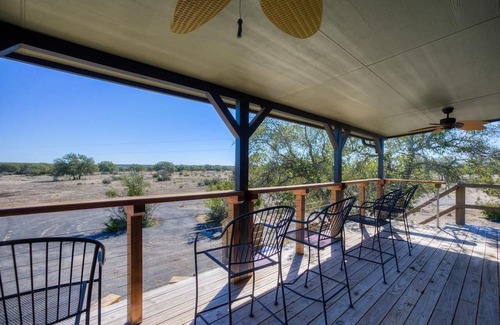 Telegraph House | Exclusive 500 Acre High Fenced Ranch, Awesome Big Sky Views, Total Eclipse