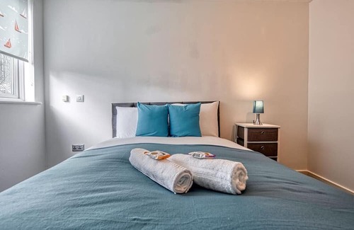 The Westside Apartment | Guest Homes | Cutlass Court