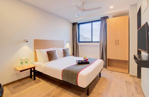 Hinjawadi House | Super OYO Townhouse 127 Alpha