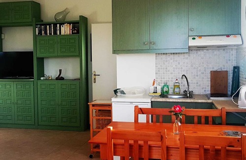 Douliana Apartment | Homerez - Nice apartement 2 km away from the beach for 4 ppl. with shared pool