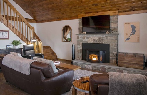 Bradford House | Wagner Road Retreat-Lamoka Lake