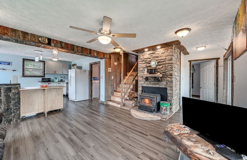 Hardyville House | Bonnieville Retreat 19 Mi to Mammoth Cave!