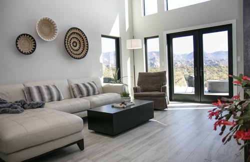 Nathrop House | Canyon Viewhouse - Private residence with relaxing hot tub