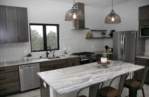 Nathrop House | Canyon Viewhouse - Private residence with relaxing hot tub