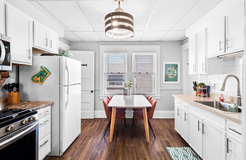 Wickliffe House | Updated 2BR + Office Near Downtown and Clinic