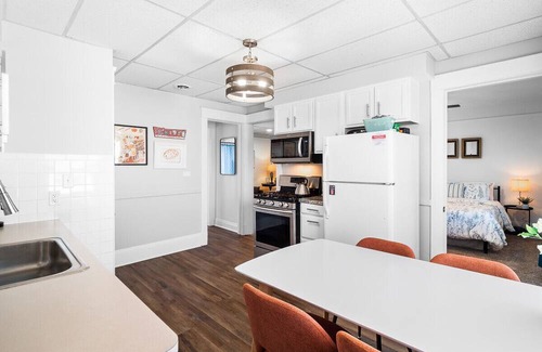Wickliffe House | Updated 2BR + Office Near Downtown and Clinic