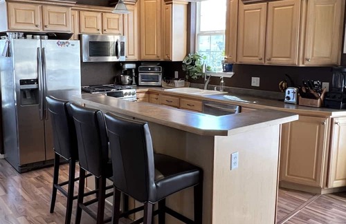 Missoula House | Peaceful Home on 1 Acre, where wildlife roams free amidst scenic beauty