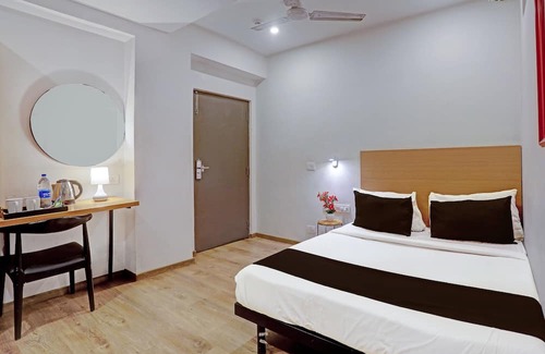 Secunderabad Hotel | Super OYO Townhouse 600 Gangothri