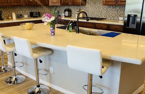 Maricopa House | Ann’s suite