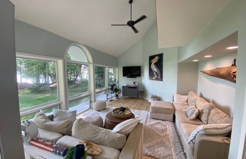 Sister Bay House | Lakeshore Luxury Home in Sister Bay!