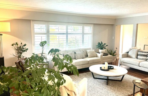 North Vancouver House | Private, gorgeous, spacious main house and gardens w/hot tub and dream deck