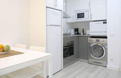Collblanc y La Torrassa Apartment | Cosy Marbarcelona apartments 11