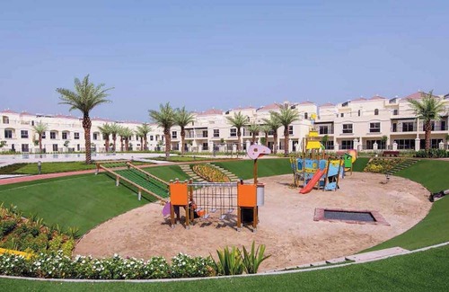 Ras Al Khaimah Villa | Luxurious Cozy Villa with Pool Access Charming 4-bedroom villa with WiFi