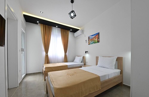 Bar Hotel | Lux Dam Apartments
