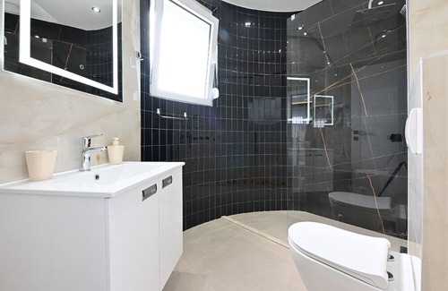 Bar Hotel | Lux Dam Apartments
