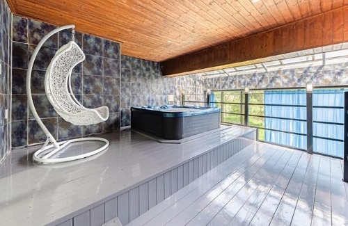 Hongcheon House | Hongcheon Rivervalley Poolvilla Spa Pens