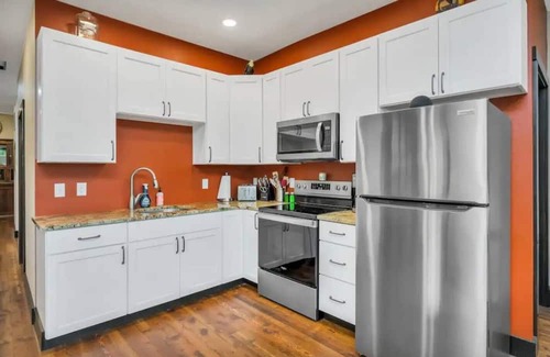 Cascade Apartment | Apartment on the Missouri River