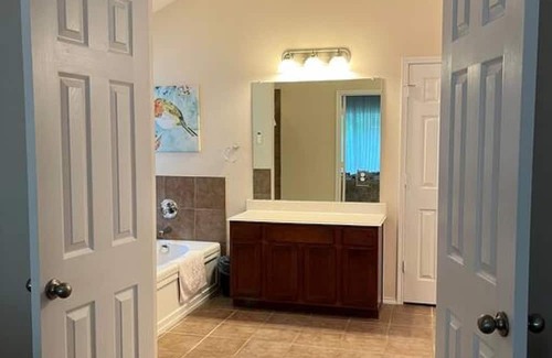 North Richland Hills House | Spacious Luxury 3BD Oasis- TX