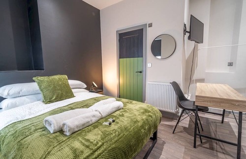 Beeston Apartment | Cosy retreat | Pass the Keys
