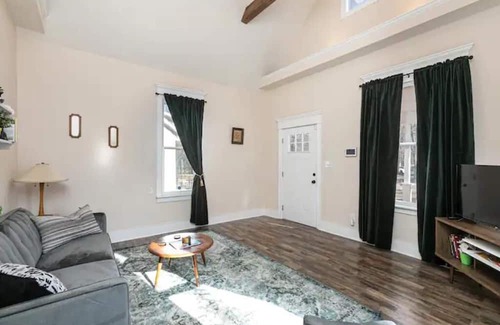 Springfield House | Renovated 100+ year old Benton Ave. Bungalow