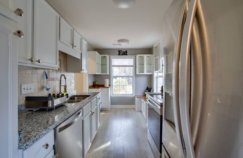 Greensboro House | Cozy Greensboro Vacation Rental, 5 Mi to Downtown