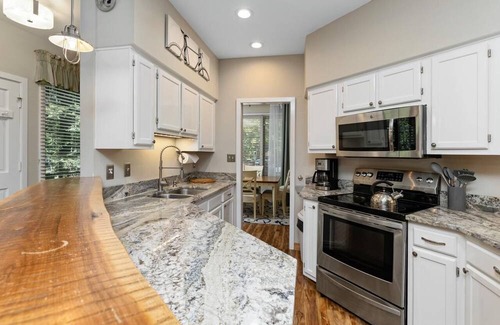 Nellysford Condo | Trillium Place 01 with Wintergreen Advantage