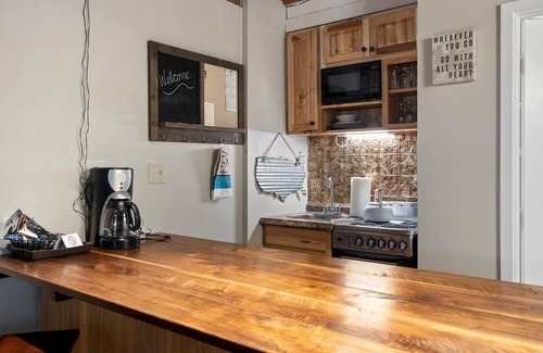 Wintergreen Condo | Mountain Inn Lodge 90 with Wintergreen Advantage
