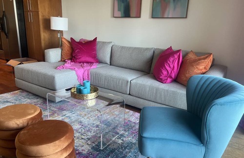 Garden Hills Apartment | The Pretty Palace Buckhead ATL