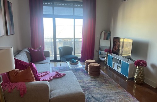 Garden Hills Apartment | The Pretty Palace Buckhead ATL